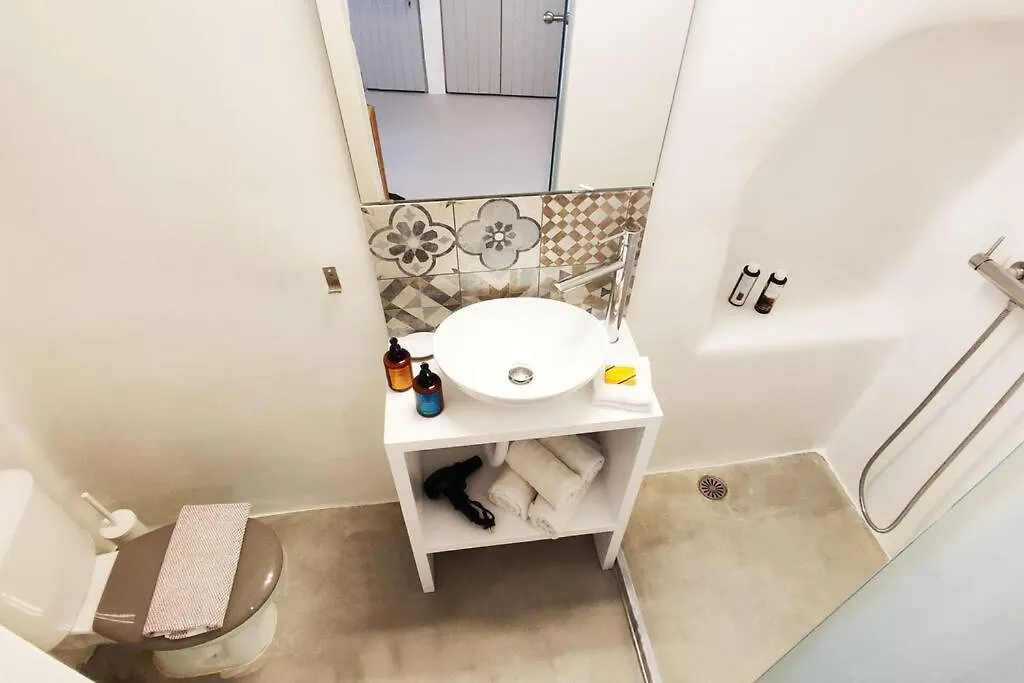 Bougainvillea Cave Suite - Old Town Mykonos Town